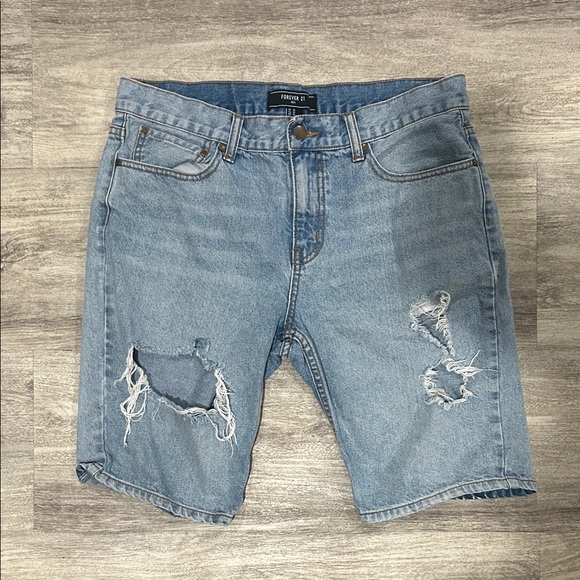 Forever 21 Men's Light Blue Ripped Jean Shorts - Picture 1 of 3